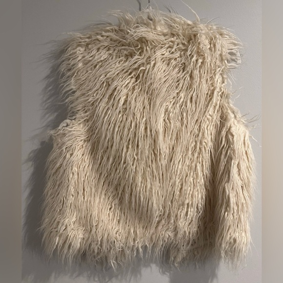 HEI HEI Anthropologie Faux Fur Vest Tie Front size S/M NWOT Womens - Picture 5 of 5